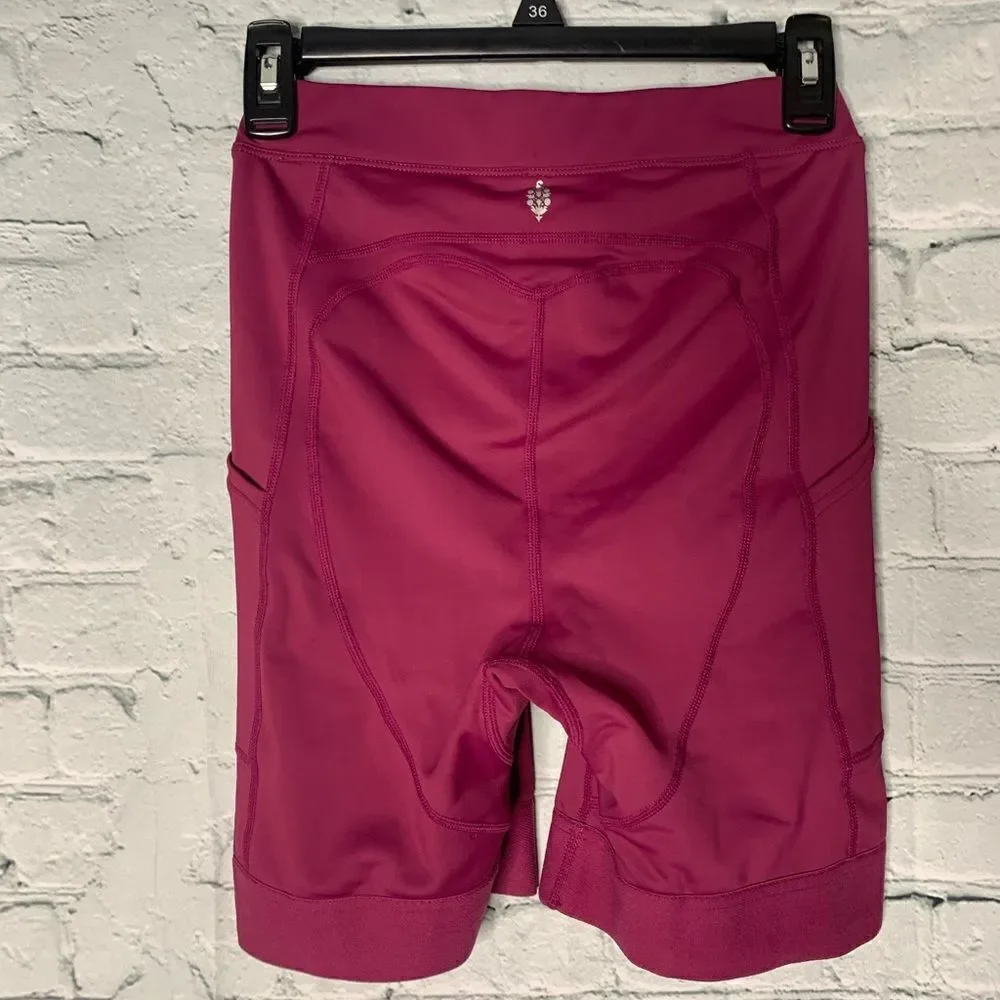 NWOT FP In the Saddle bike shorts. Size small